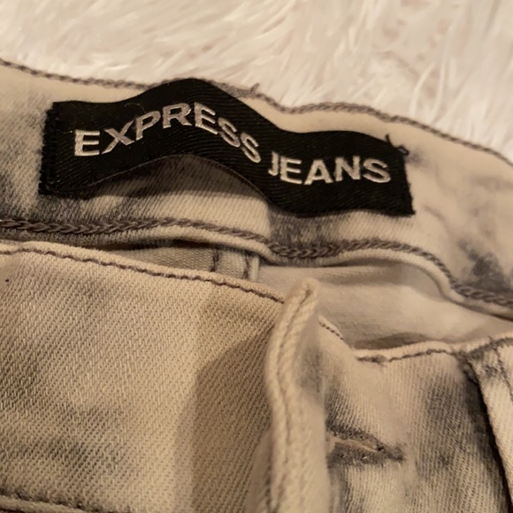 Express distressed stretched stone washed jeans. - Picture 6 of 9